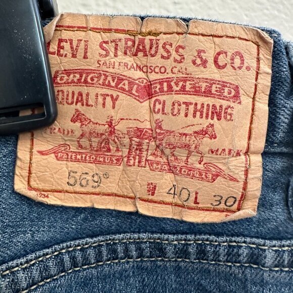 SOLD Levi's 569 Men's Loose Straight Leg Jeans,  straight leg jeans, - Picture 7 of 10